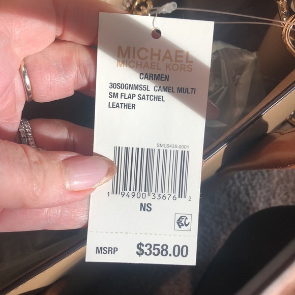 NWT Michael Kors Carmen small flap satchel camel color leather and cream - Picture 7 of 12